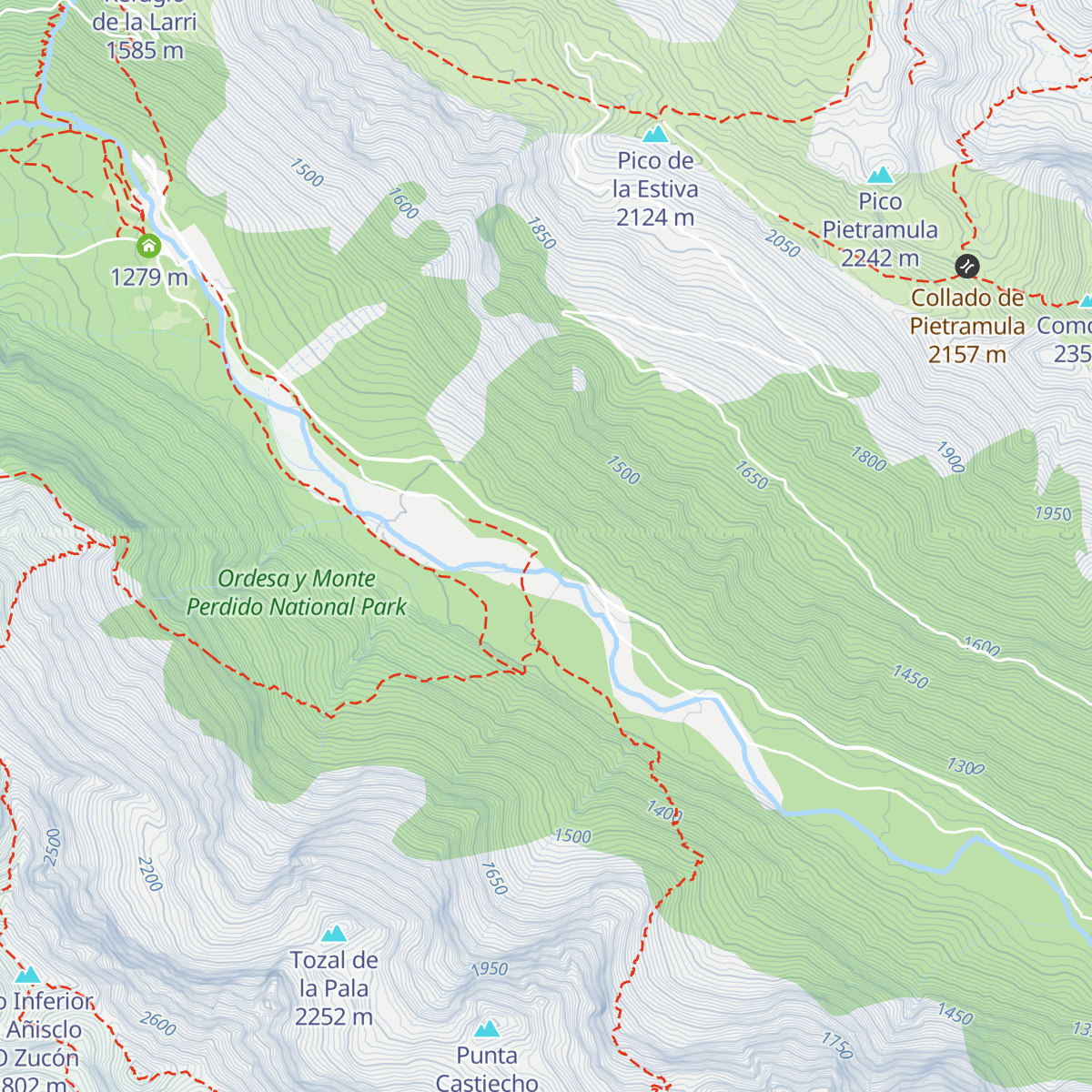 Refugio de Pineta map