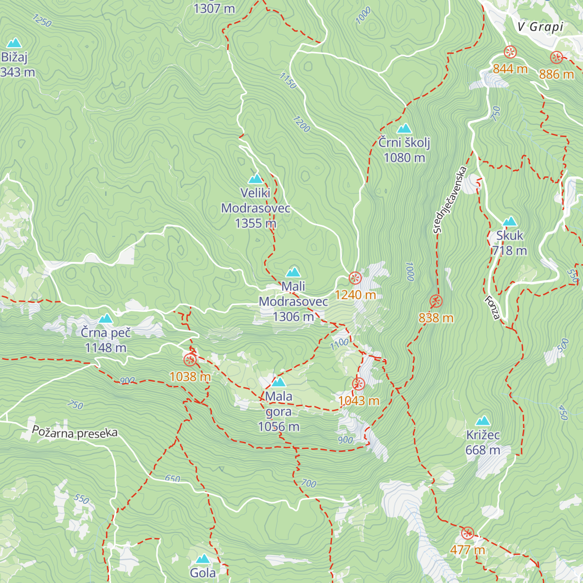 Koča Antona Bavčerja na Čavnu map