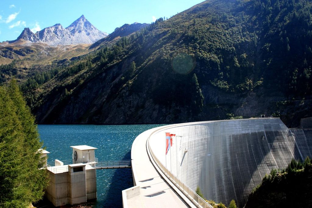 Photo №4 of Lago di Luzzone