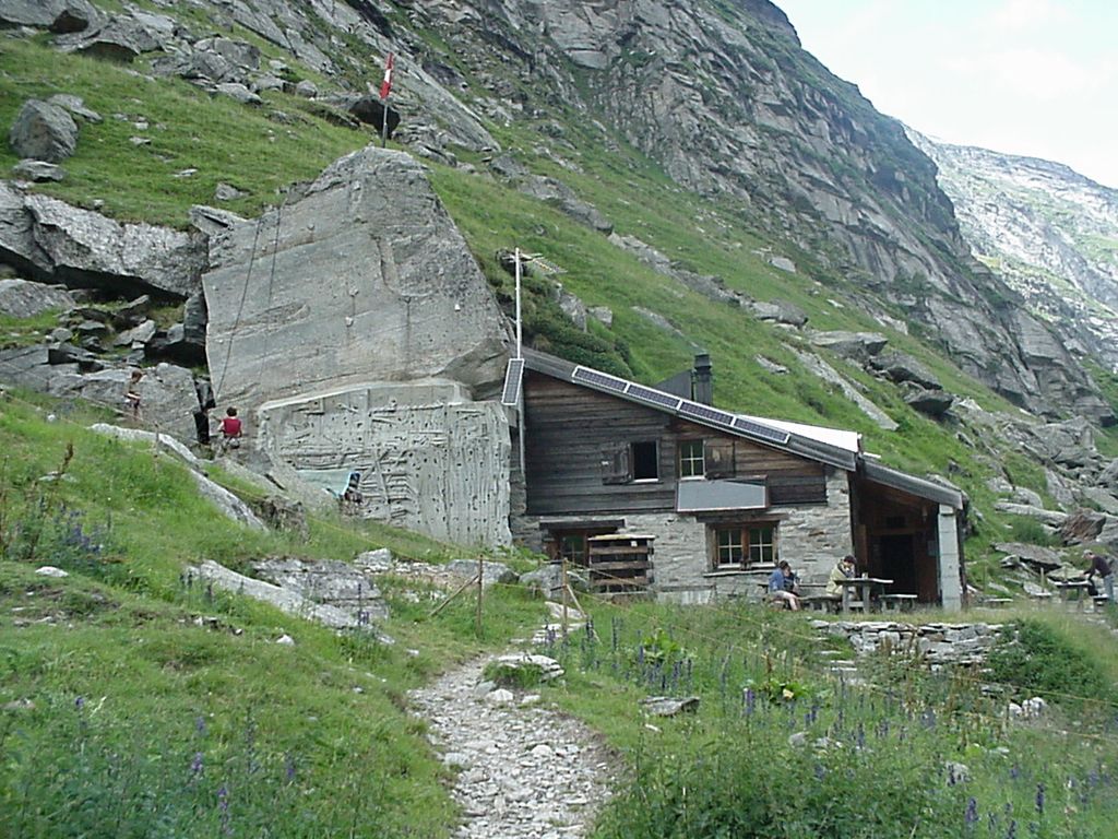 Photo №1 of Läntahütte SAC