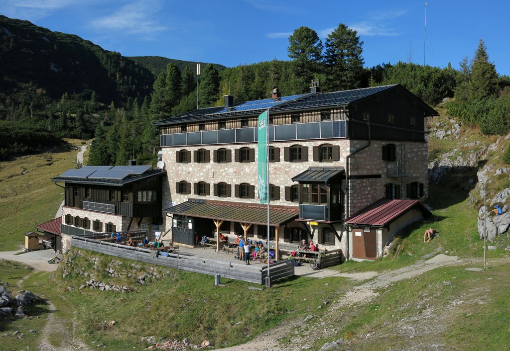 Neue_Traunsteiner_Hütte_2018