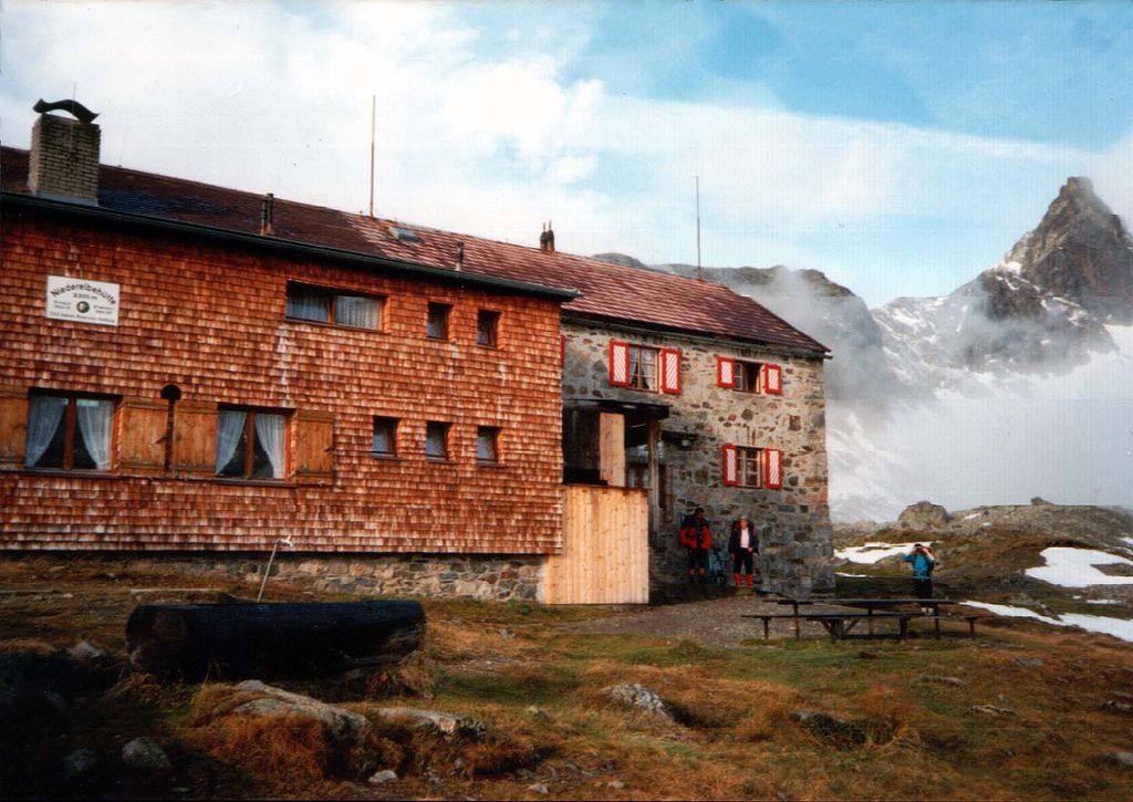 Photo №1 of Niederelbehütte