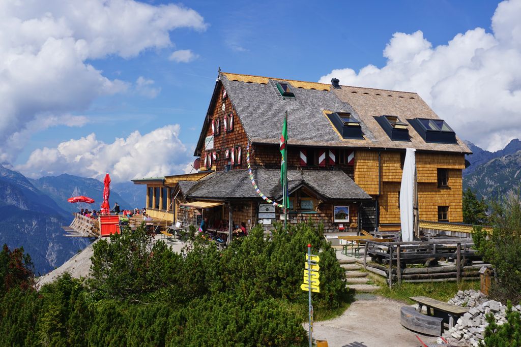 Peter-Wiechenthaler-Hütte_(DSC07063)