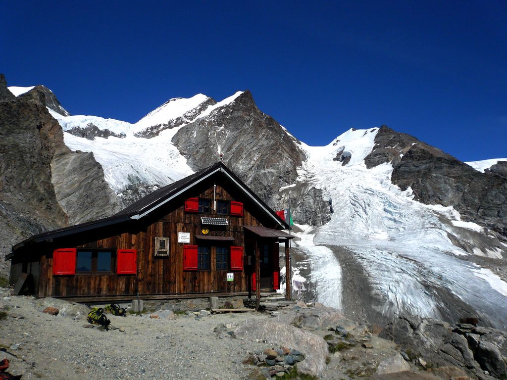 Rifugio_Ottorino_Mezzalama