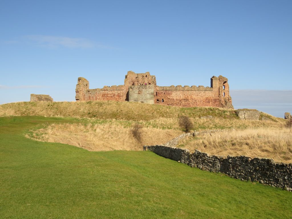 Photo №3 of Tantallon Castle