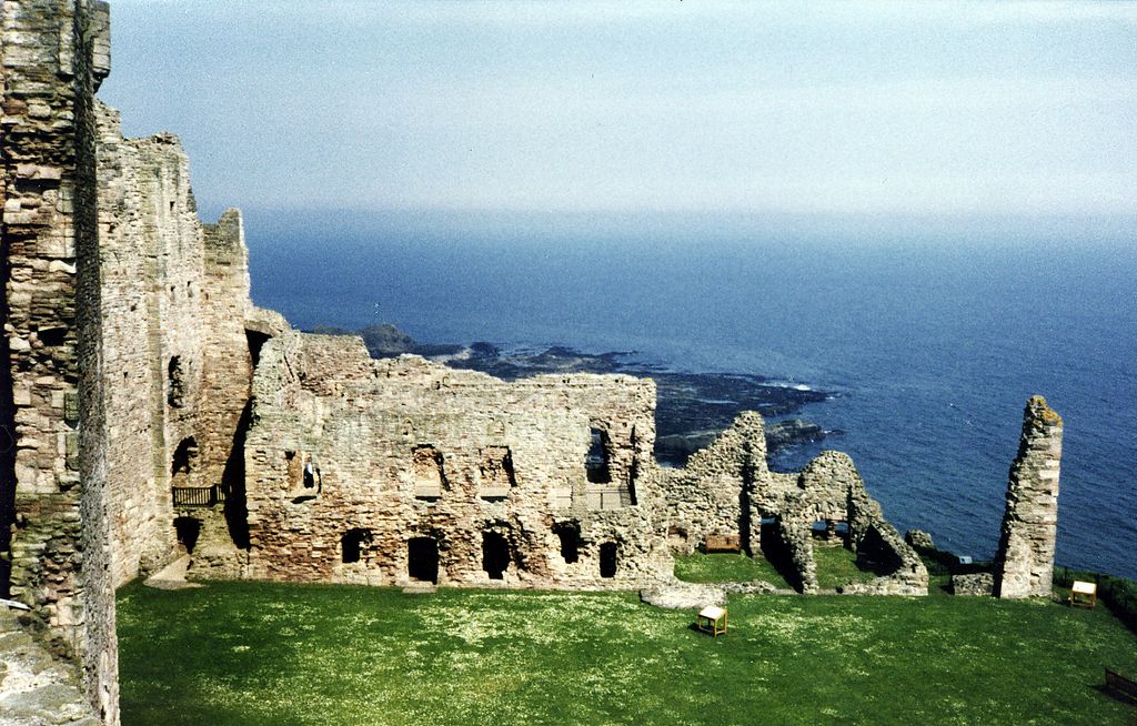 Photo №1 of Tantallon Castle